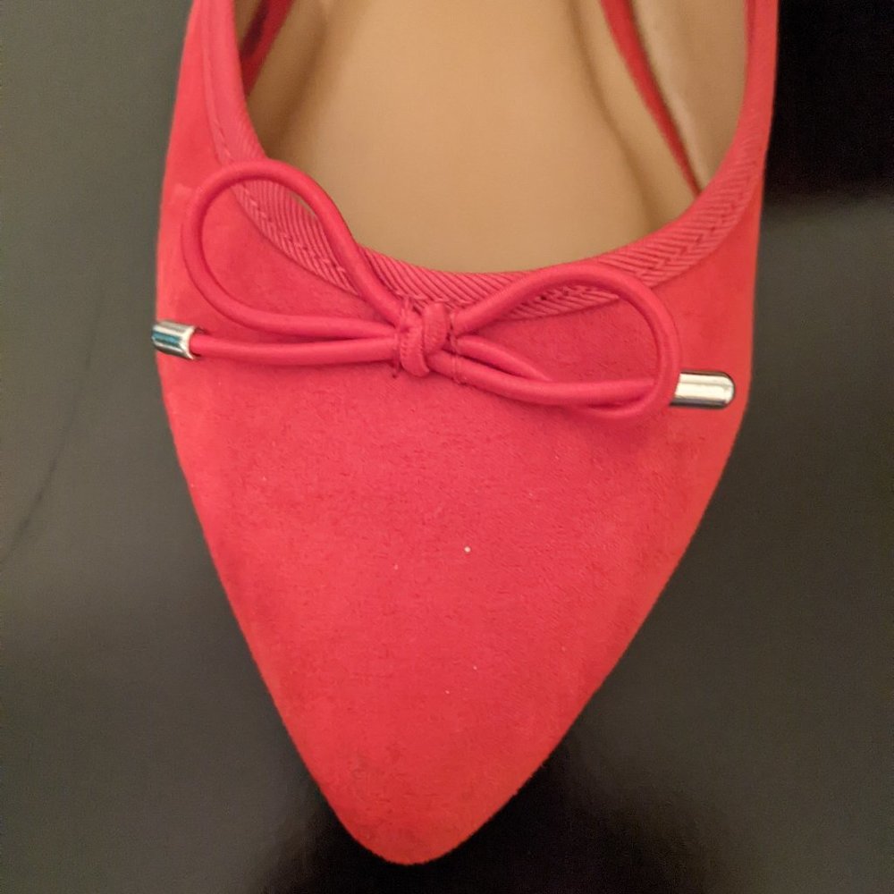 Red pointy toe flat, size 7